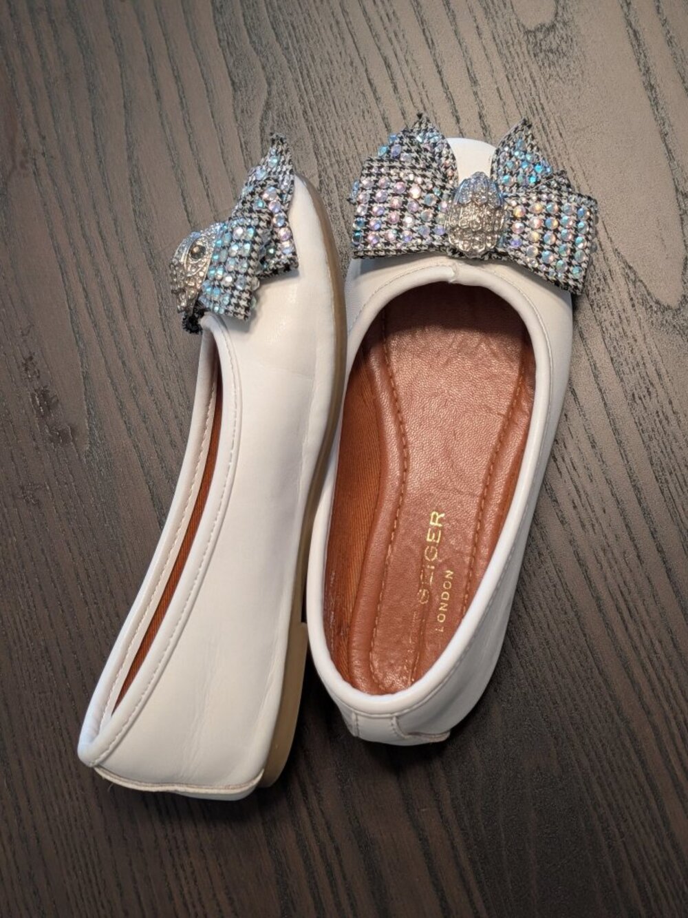 Kurt Geiger London Girls Mini Kensington Ballerina Flats – White, Toddler 11